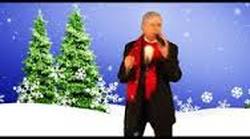 NY Sinatra Singer Johnny Cannella performs at Christmas parties